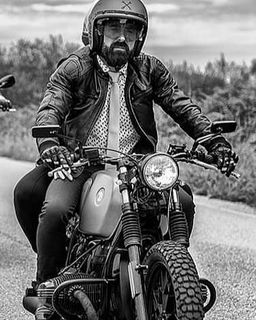 BMW R45 LA CLASE SETENTERA DE LA MARCA ALEMANA